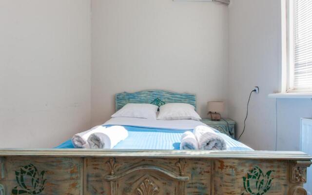 Sweet Home at Rustaveli Avenue