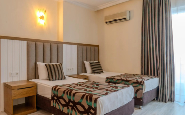 Concordia Celes Hotel