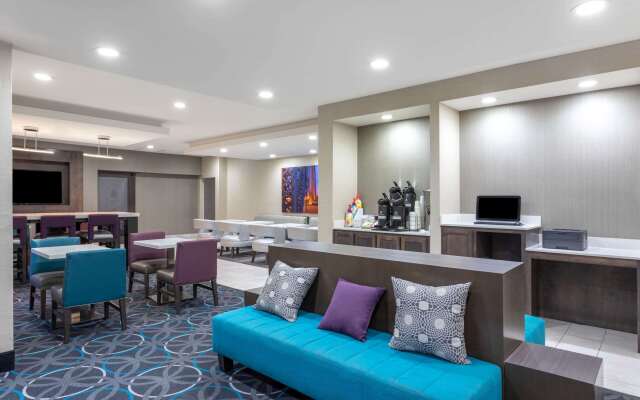 La Quinta Inn & Suites by Wyndham Hopkinsville