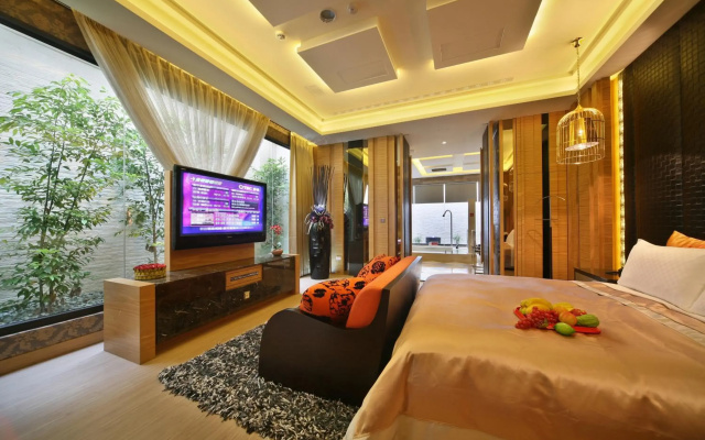 Han Guan Motel