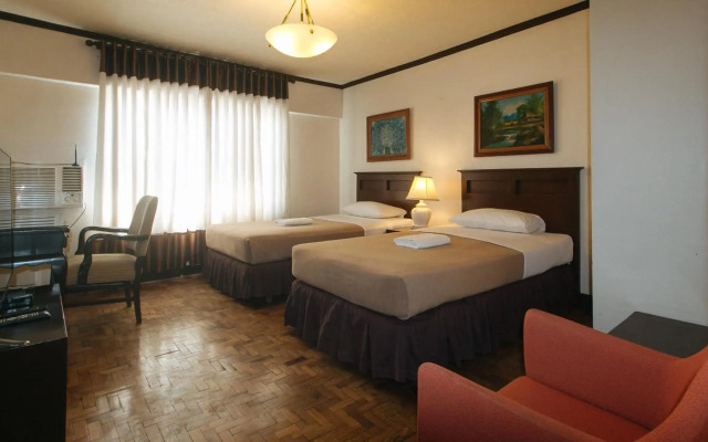 El Rico Suites