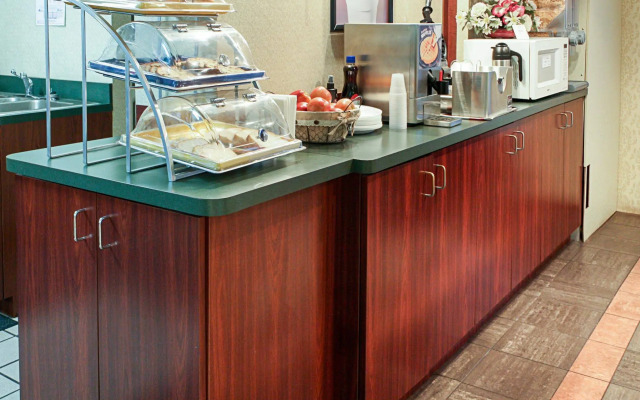 Econo Lodge Rocky Top