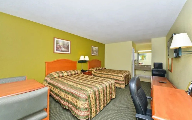 Motel 6 Wharton, TX