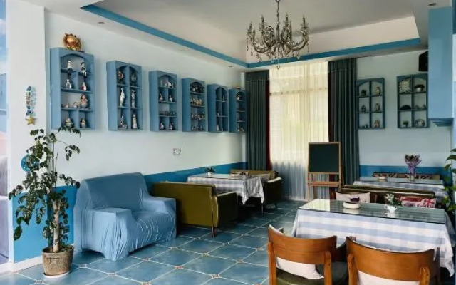 Jiuzhou Chain Theme Inn (Renhua Aiqinhai Fengqing Guanjing)