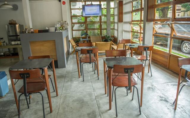 玛琅艾里克罗杰奥罗奥罗多沃默尔巴布11号酒店(Airy Klojen Oro Oro Dowo Merbabu 11 Malang)