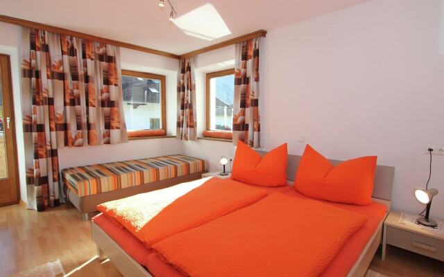 Apartment In Uderns With Balcony Cot Heating Parking