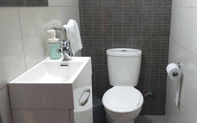 Superla Luxury Apartment (Breakbooking-Cy)