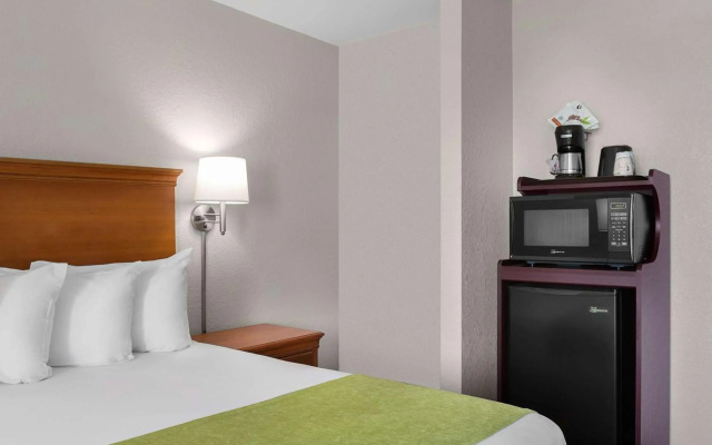 Dayton House Resort, BW Signature Collection