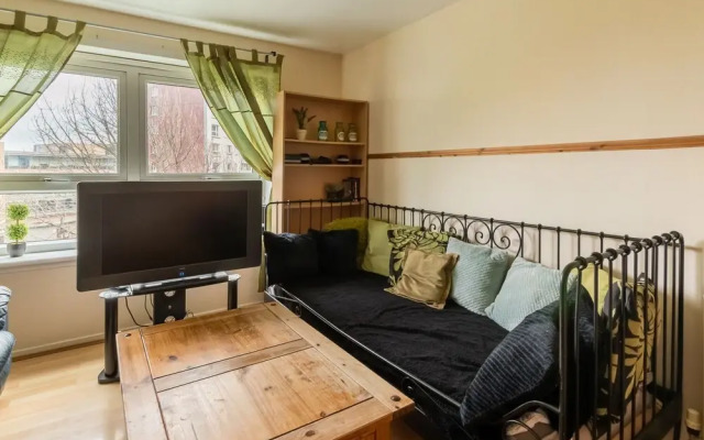 Alluring Apartment in Edinburgh near City Center
