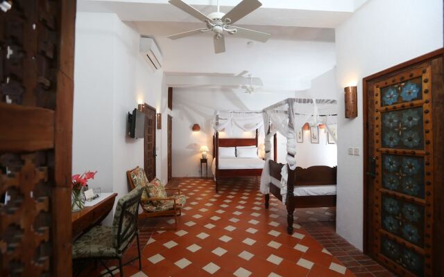 Caille Blanc Villa & Hotel - Adults Only
