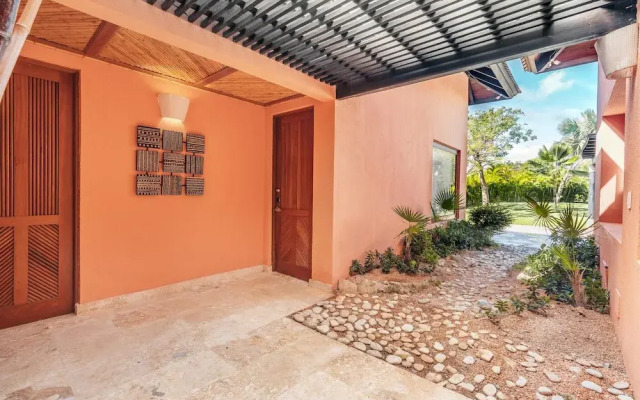 Bungalow With 2 Bedrooms and Pool in Cap Cana