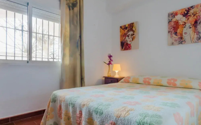 Calma Holiday Home 22606