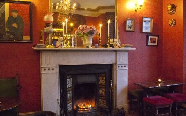 Woodhill House