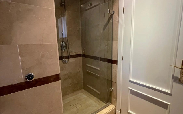 Hacienda Elviria 2 Bedroom Spacious Apartment