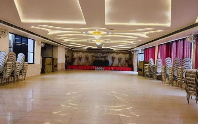 Fabhotel Elegance