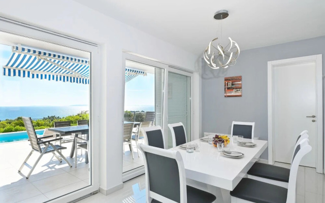 Luxury Villa Royal I with Private Pool