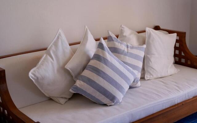 Two bedrooms Capri style home near Piazzetta