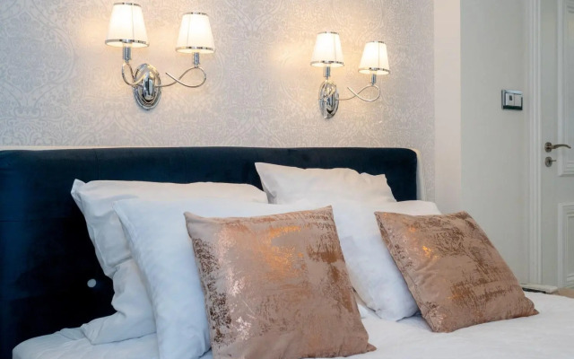 Paradise Center Apartment 2