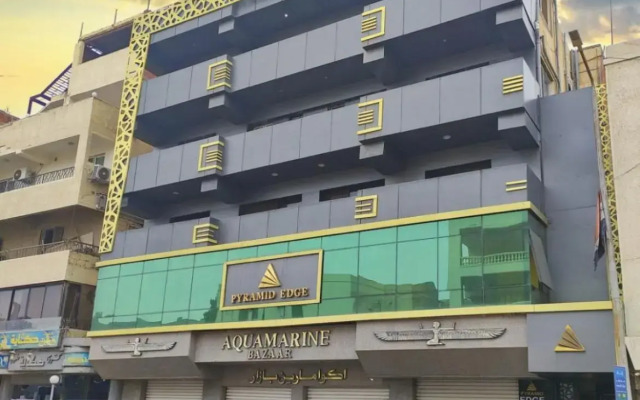 Pyramid Edge Hotel & Exclusive Pyramids View Rooftop