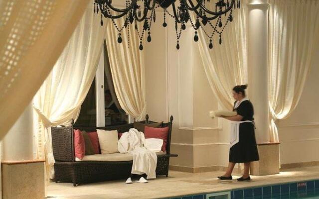 InterContinental Chantilly Chateau Mont Royal by IHG