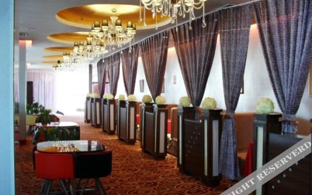 Mei Di Ya Zhong Hua Hotel
