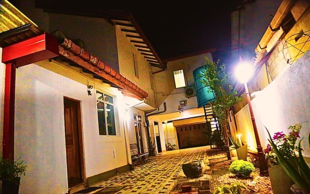 Ared Villa