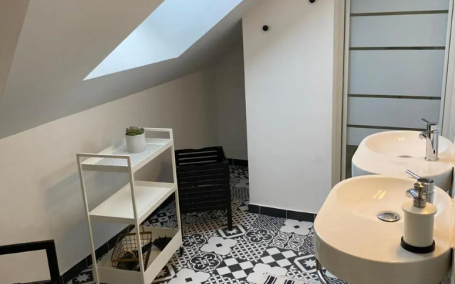 Appartement hyper centre cathédrale avec parking gratuit