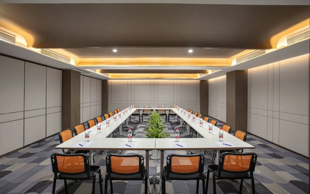 Holiday Inn Express Shanghai Gumei by IHG