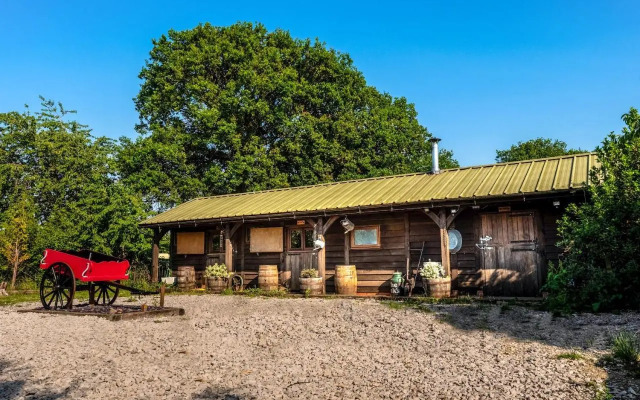 The Stables at the Oaks