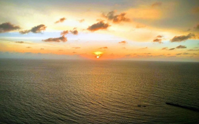 Modern 1BR Wifi Breathtaking Oceanviews by Huespedia