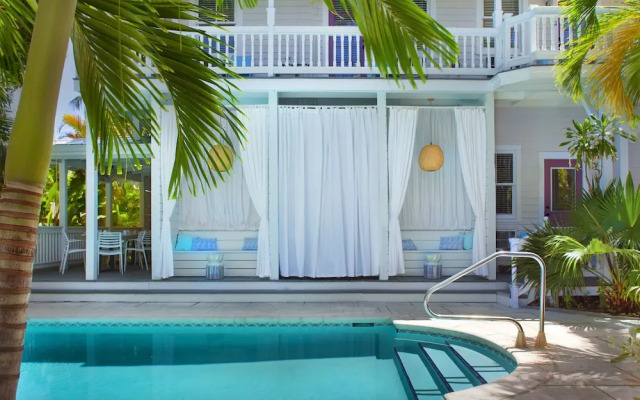 Coco Plum Inn