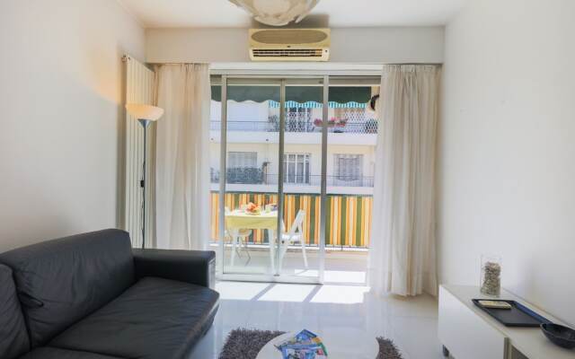 Jardin Mozart AP4165 by Riviera holiday Homes