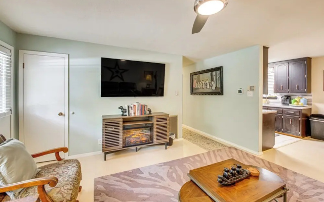 Walk to Bathhouse Row: Dog-friendly Home! - фото 4