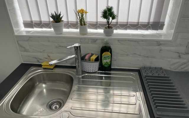 Charming 2-bed House in Wavertree Liverpool