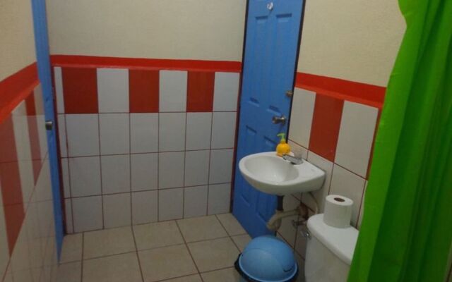 Hostal Leyendas - Hostel