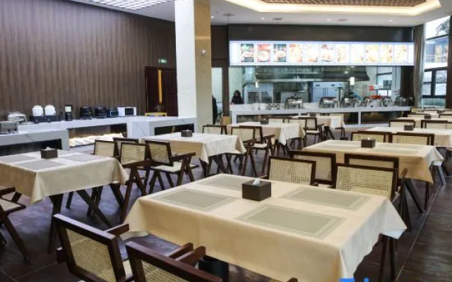 Xiangyunwan Lake View Hotel