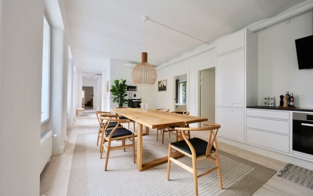 Dinesen Collection Luxury Condos by Kings Square