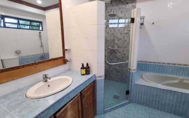 Seremban Grande Villa by uBook