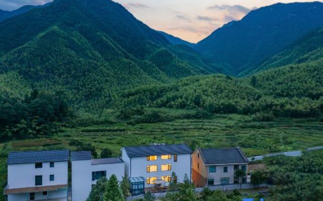 Mountain Streams POSON·Designer Vacation Boutique Inn