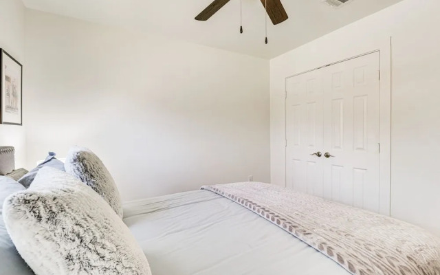Centrally Located Austin Home w/ Private Patio!