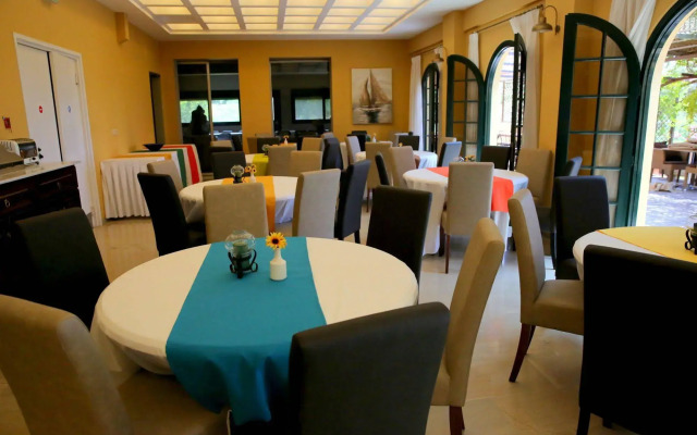 Sunrise Inn Hotel