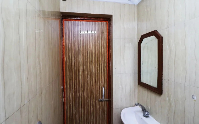 Hotel Jeevak International by OYO Rooms
