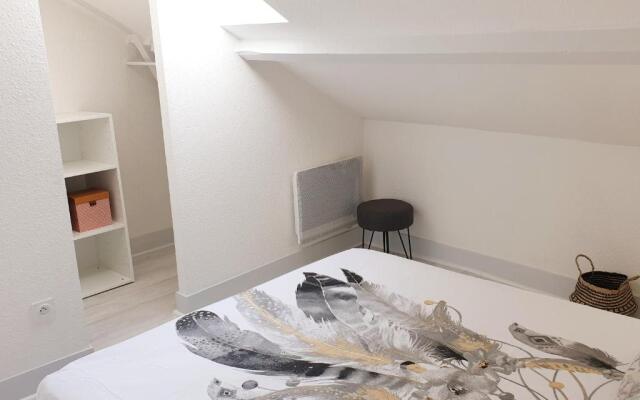 Centre Ville T2 Tout Confort Lumineux et Bureau