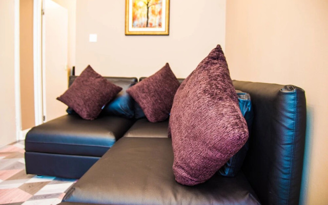 Montgomery Apartments - Crighton