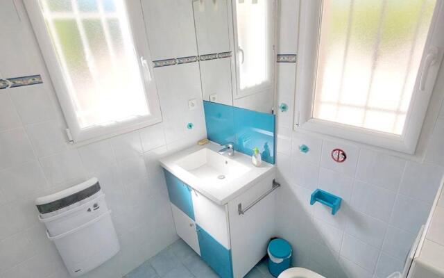 Villa Six-Fours-les-Plages, 5 pièces, 9 personnes - FR-1-316-39