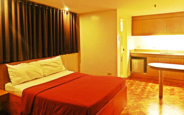 Salcedo Suites