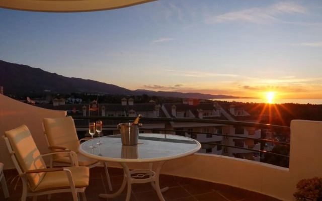 SAA2- comfortable apartment Puerto banus