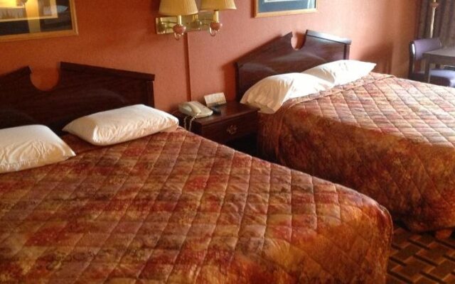 Express Inn Longview