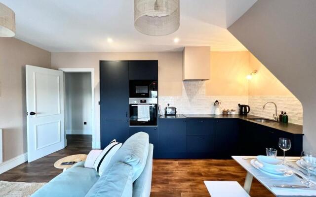 Redland Suites - Apartment 7