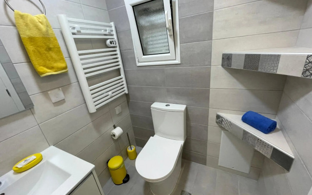 Lemoni Garden Apartment vipgreece